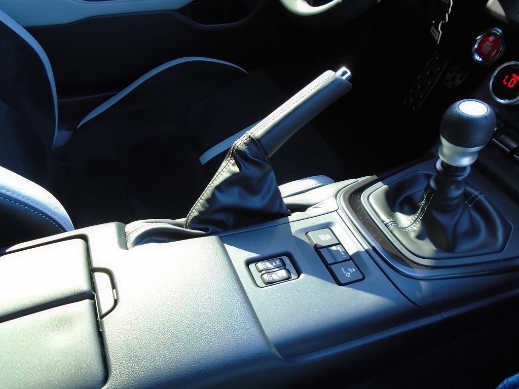 Used 2025 Subaru BRZ Limited RWD image 13