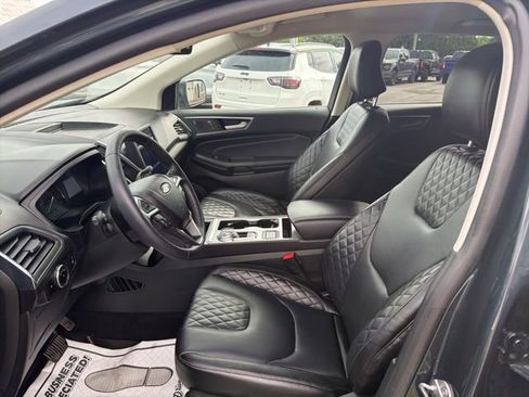 Used 2023 Ford Edge Titanium AWD/4WD image 23