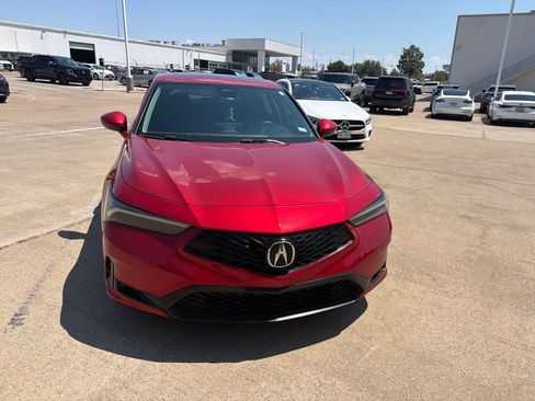 Used 2025 Acura Integra FWD image 2