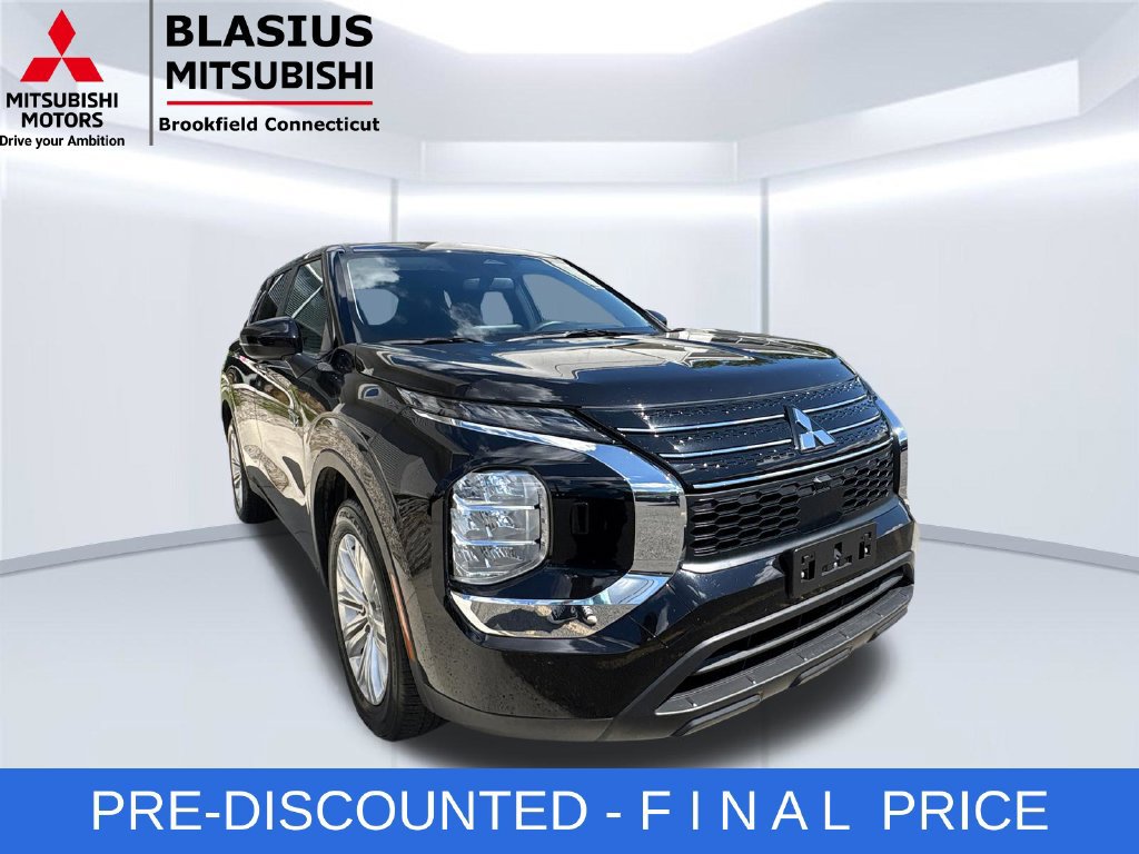 Used 2025 Mitsubishi Outlander ES AWD/4WD image 5