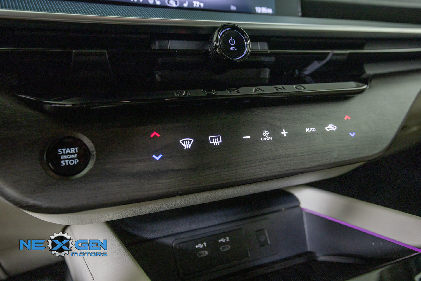 Used 2025 Nissan Murano SL AWD/4WD image 23