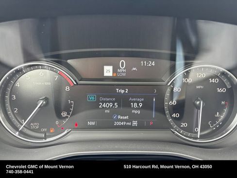 Used 2025 Cadillac XT6 Premium Luxury image 16