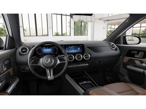 New 2026 Mercedes-Benz GLA 250 4MATIC image 3