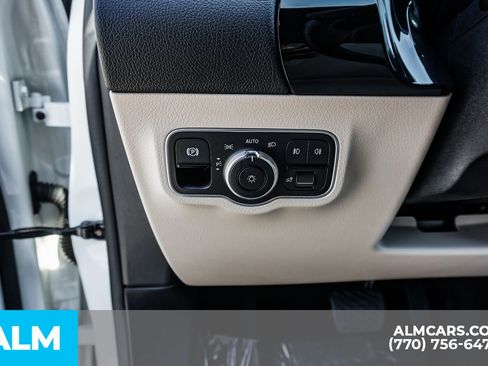 Used 2025 Mercedes-Benz GLA 250 4MATIC image 40