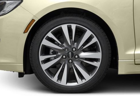 Used 2017 Lincoln MKZ Reserve FWD image 11