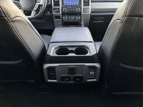 Used 2020 Ford F250 Lariat w/ Lariat Ultimate Package image 29