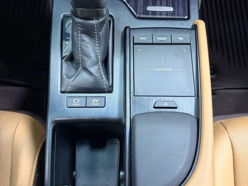 Used 2021 Lexus ES 300h w/ Premium Package FWD image 27