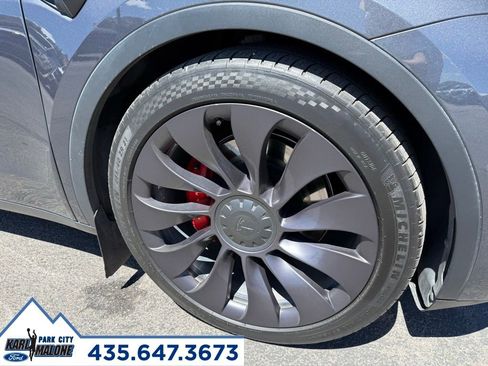 Used 2021 Tesla Model Y Performance AWD/4WD image 9