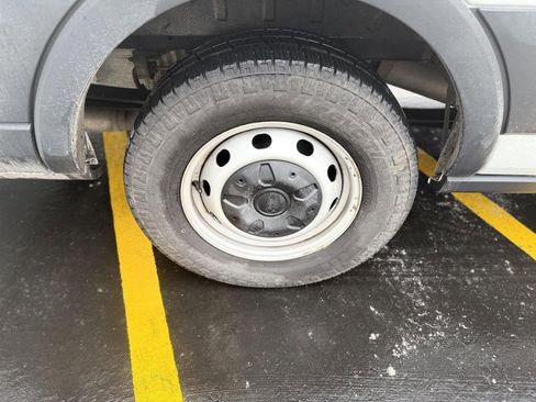 Used 2018 Ford Transit 150 148 Medium Roof image 33