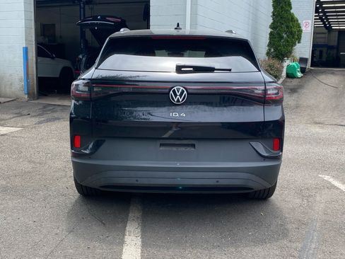 Certified 2025 Volkswagen ID.4 Pro RWD image 2
