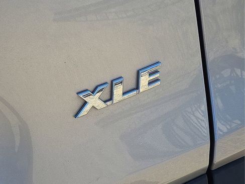Used 2023 Toyota RAV4 XLE image 14