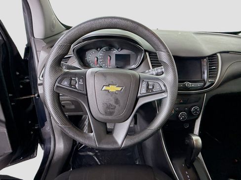 Used 2020 Chevrolet Trax LT image 13