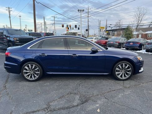 Used 2022 Audi A4 2.0T Premium Plus w/ Premium Plus Package image 5