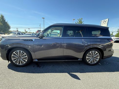 Certified 2025 INFINITI QX80 Luxe AWD/4WD image 7