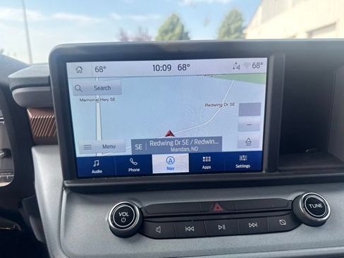 Used 2024 Ford Maverick Lariat w/ FX4 Off-Road Package AWD/4WD image 16