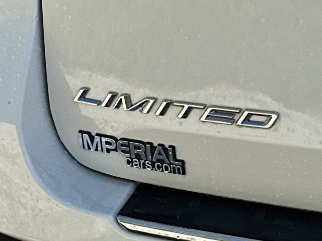 Certified 2023 Ford Explorer Limited AWD/4WD image 17