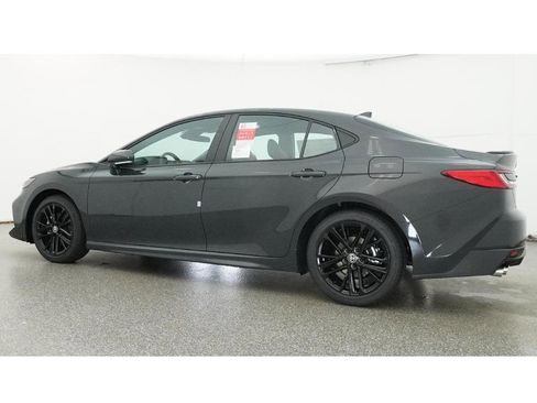 New 2026 Toyota Camry SE image 20