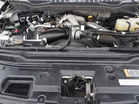 Used 2021 Ford F250 Platinum image 10