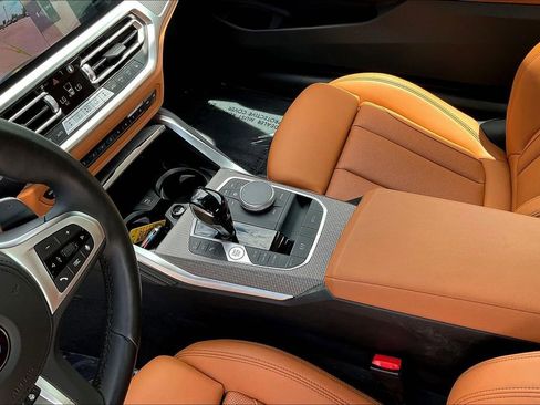 Used 2023 BMW 440i xDrive Convertible w/ Premium Package AWD/4WD image 13