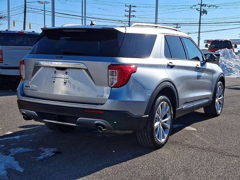 Certified 2021 Ford Explorer Platinum w/ Premium Technology Package image 10
