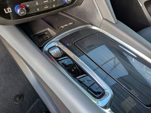 Used 2024 Buick Enclave Essence w/ Sport Touring Edition image 26