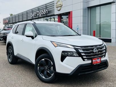 New 2026 Nissan Rogue SV w/ Cold Weather Package