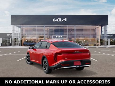 New 2026 Kia K4 EX image 4
