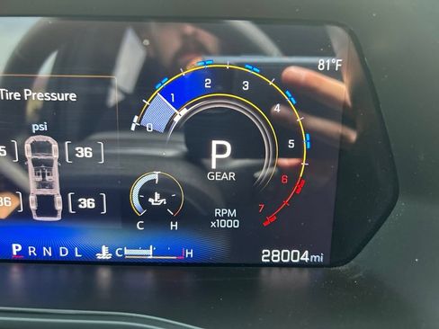 Used 2024 Chevrolet Colorado Trail Boss AWD/4WD image 24