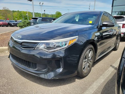 Used 2017 Kia Optima EX image 3