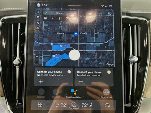 New 2026 Volvo XC90 T8 Plus image 14