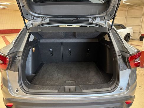 Used 2025 Chevrolet Trax LT image 30