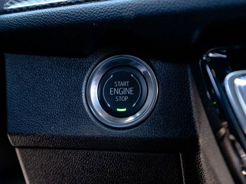 Certified 2025 Chevrolet Traverse High Country AWD/4WD image 25