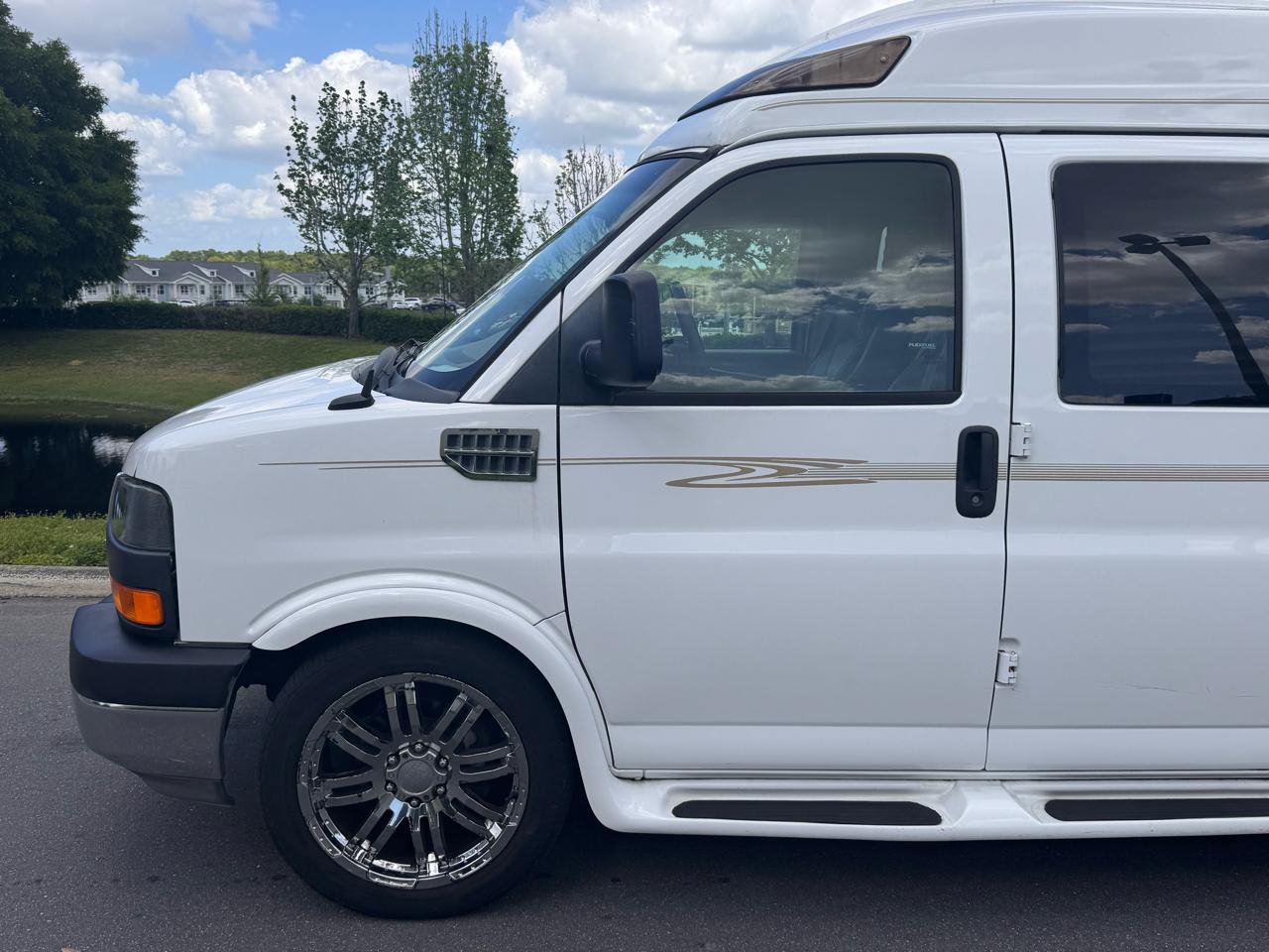 Used 2014 GMC Savana 1500 RWD image 6