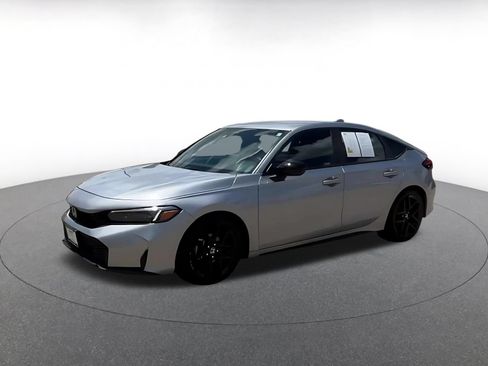 Used 2025 Honda Civic Sport image 8
