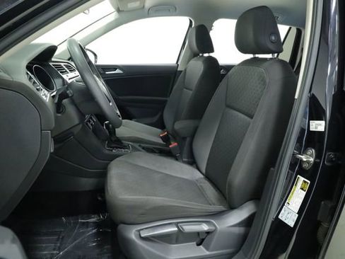 Used 2019 Volkswagen Tiguan S image 25