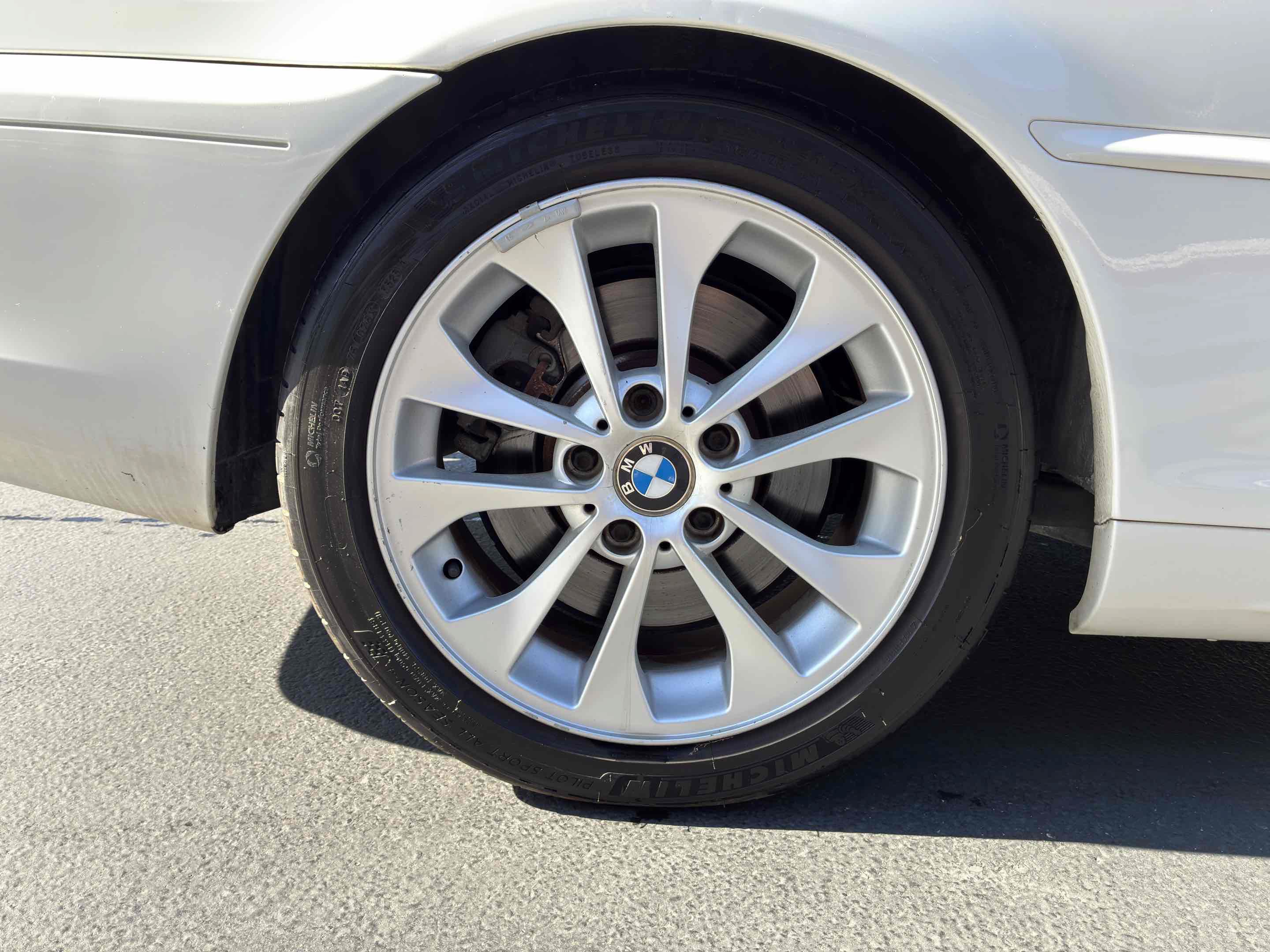 Used 2006 BMW 330Ci Coupe RWD image 15