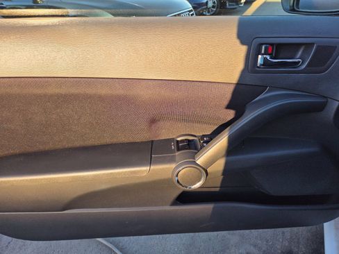Used 2007 Scion tC image 8