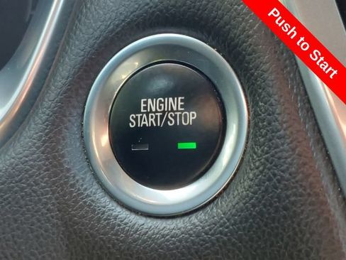 Used 2020 Chevrolet Traverse LT FWD image 24