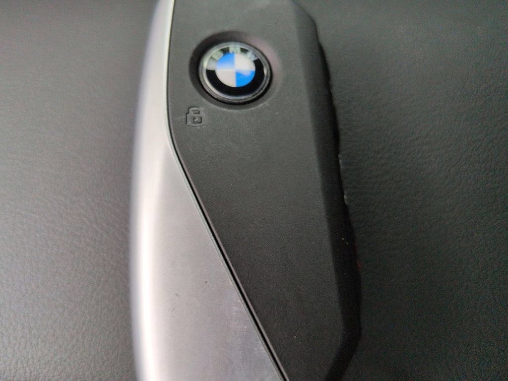 New 2026 BMW X5 xDrive40i w/ M Sport Package AWD/4WD image 30