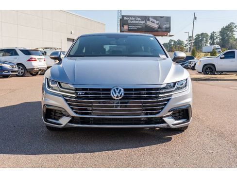 Used 2019 Volkswagen Arteon SEL image 2