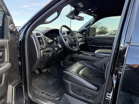 Used 2024 RAM 2500 Limited image 8