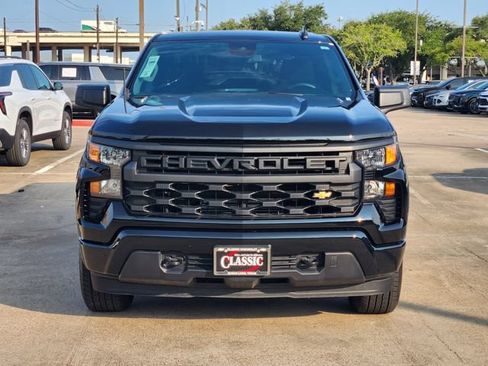 Used 2026 Chevrolet Silverado 1500 Custom RWD image 2