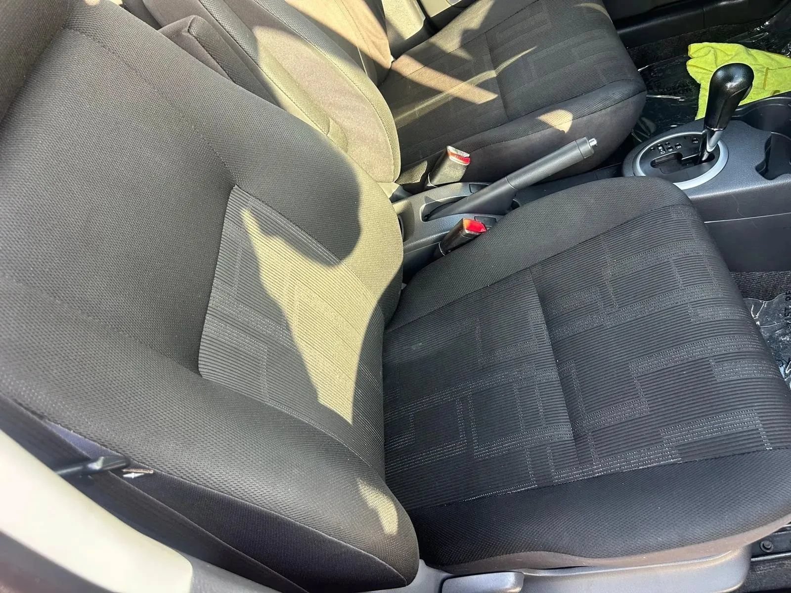 Used 2010 Suzuki SX4 Hatchback FWD image 21