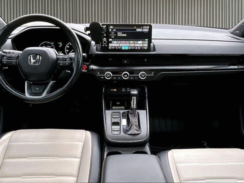 Used 2024 Honda CR-V Sport Touring image 17