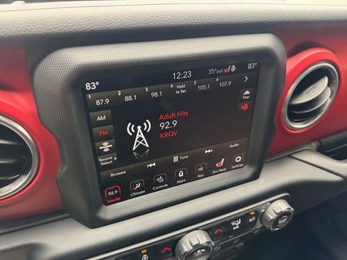 Used 2020 Jeep Wrangler Unlimited Rubicon image 31