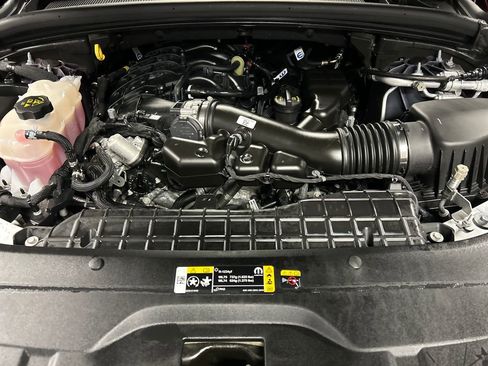 Used 2024 Jeep Grand Cherokee L Limited w/ Trailer Tow Package image 27