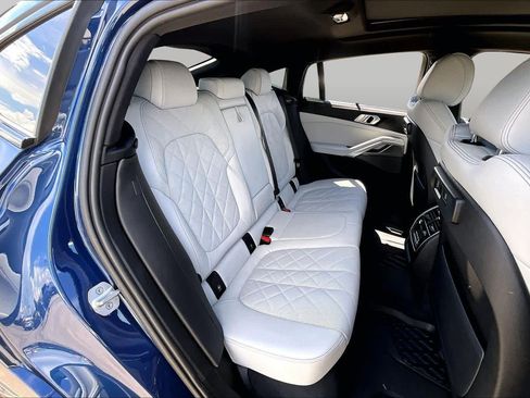 Used 2023 BMW X6 xDrive40i w/ Executive Package AWD/4WD image 20
