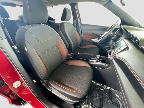 Used 2019 Nissan Kicks SR FWD image 26