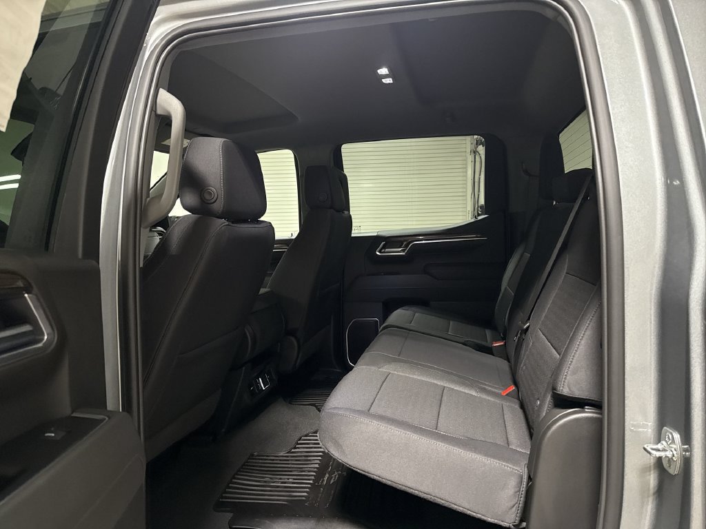 New 2026 Chevrolet Silverado 1500 RST w/ Z71 Off-Road Package AWD/4WD image 23