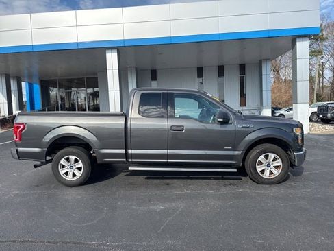 Used 2016 Ford F150 XLT w/ Max Trailer Tow Package image 8